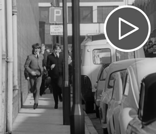 Écouter les Beatles interpréter A Hard Day’s Night, 1964 (vidéo)